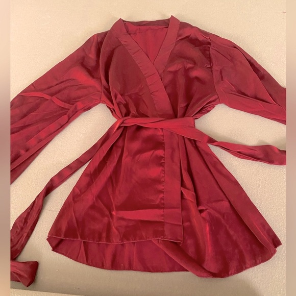 Satin Short Red Maroon Robe - Picture 2 of 8